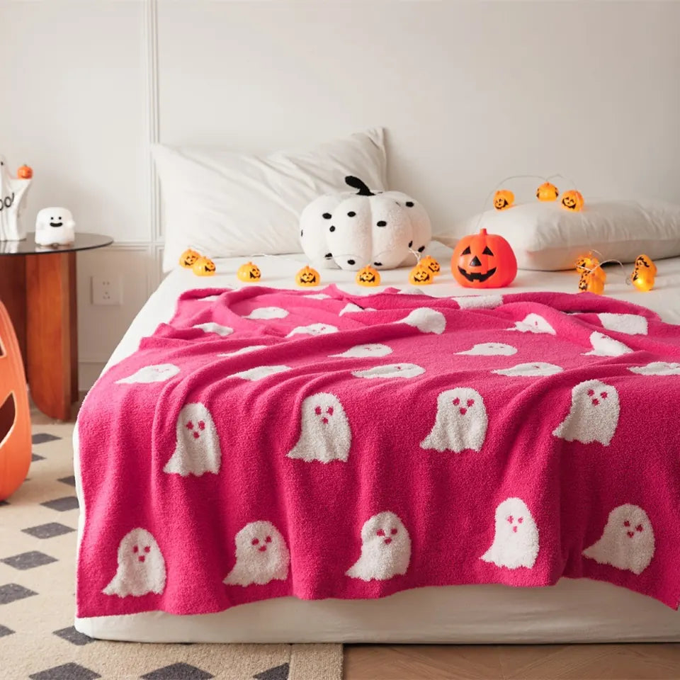 Ghost Party Throw in Pink
