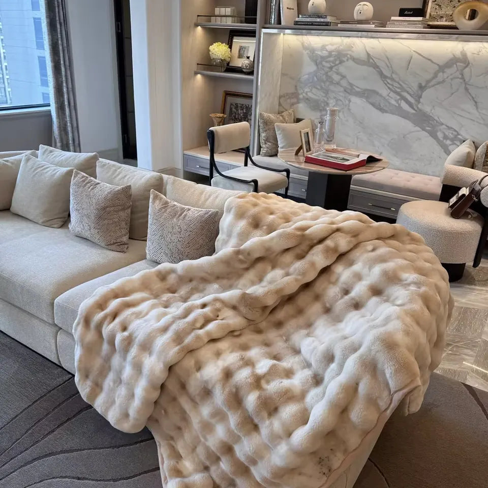 Checkered Plush Throw — Yellow