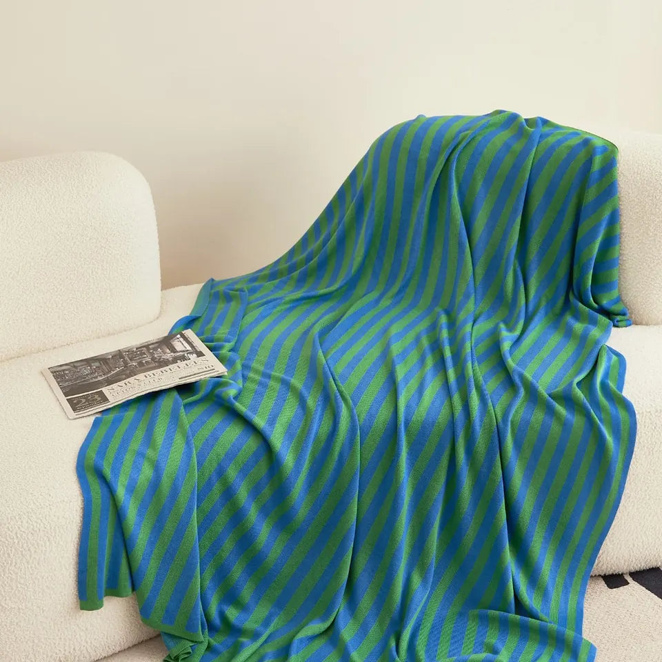 Fine Stripe Throw 3