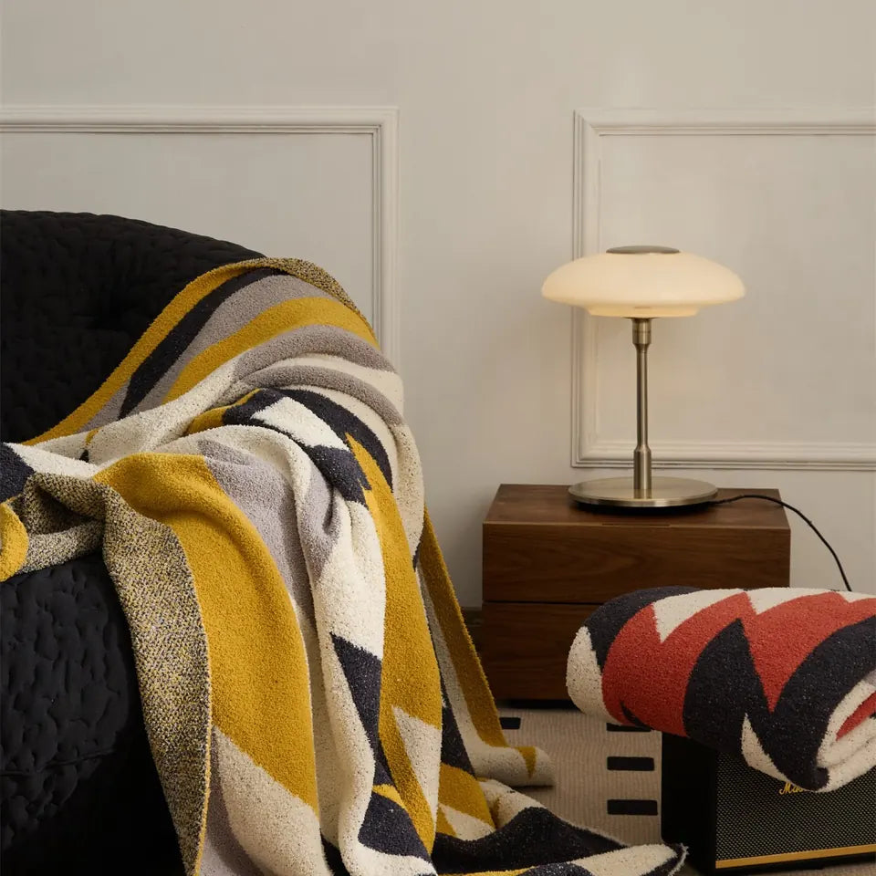 Abstract Geo Throw 5