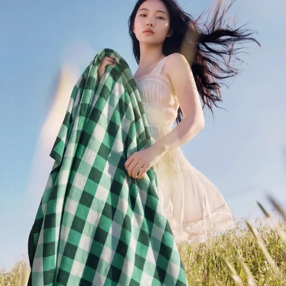 Fresh Gingham Throw 6