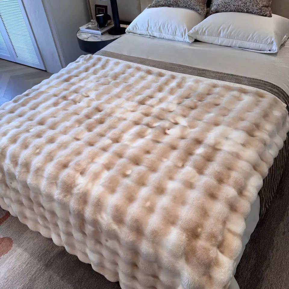 Checkered Plush Throw 9