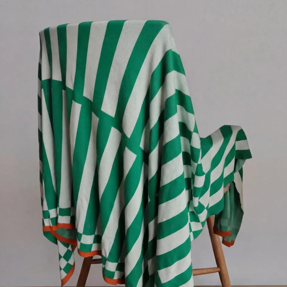 Bold Stripe Throw 11