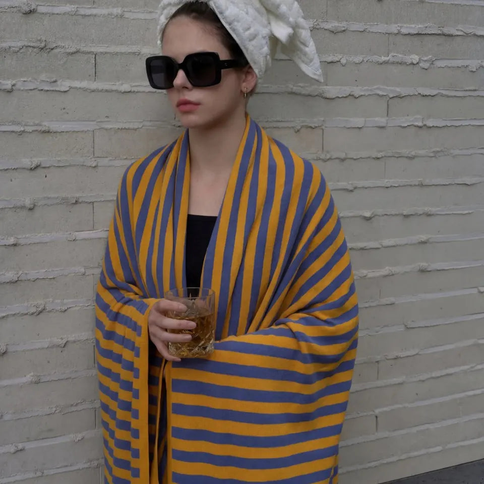 Fine Stripe Throw 12
