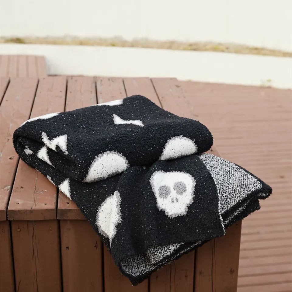 Skull Flash Throw 17