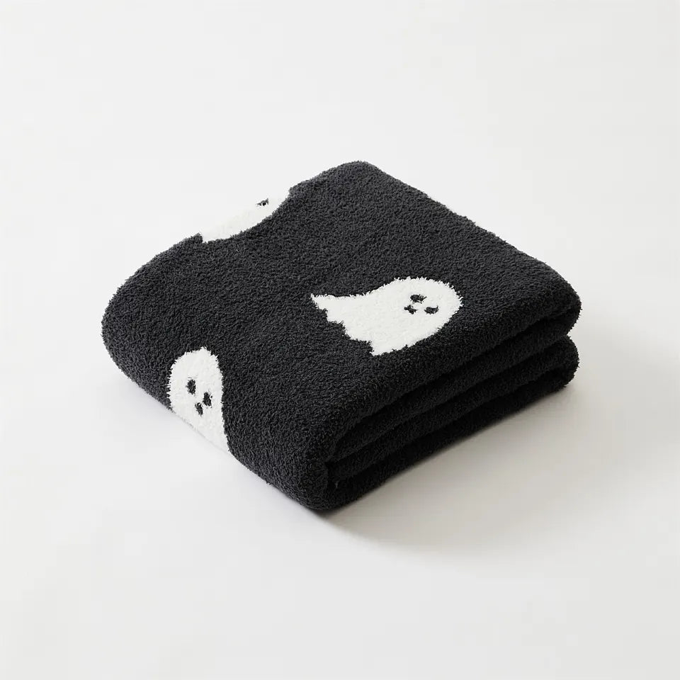 Ghost Party Throw 18