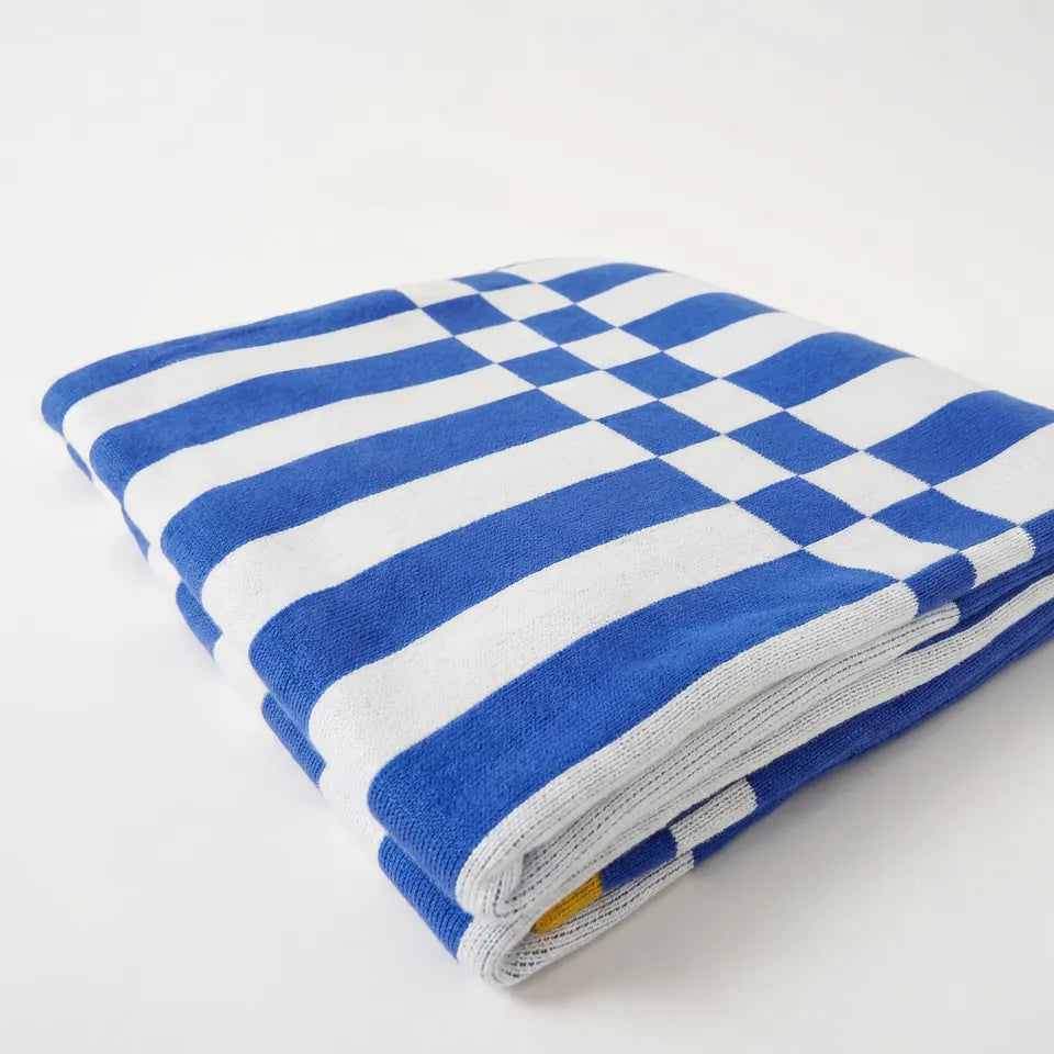 Bold Stripe Throw 18