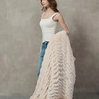 Plush Cable Throw 20