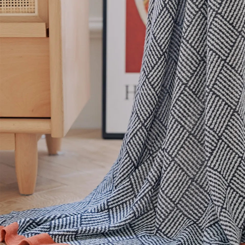 Diamond Weave Throw 24