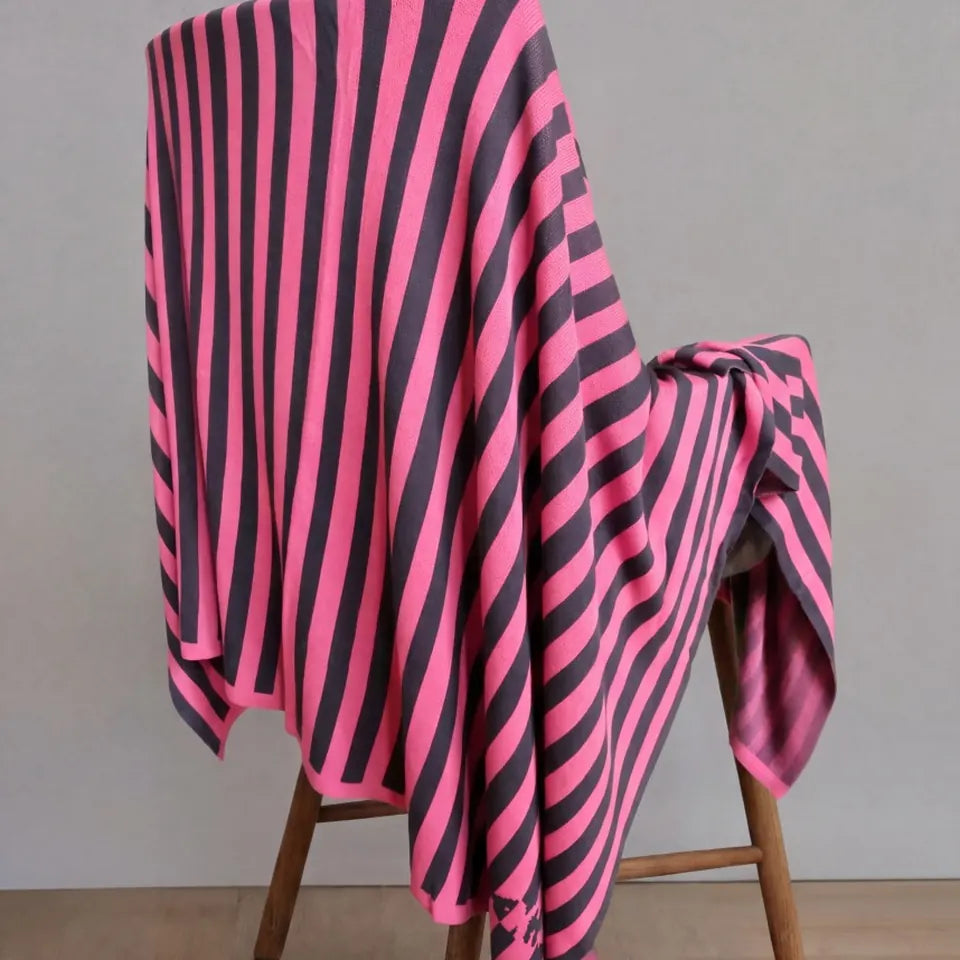 Fine Stripe Throw 41