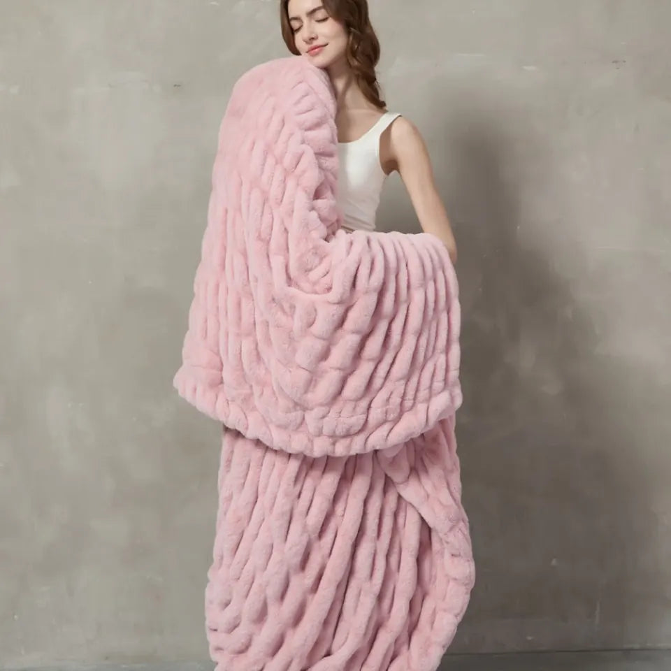 Plush Cable Throw 60