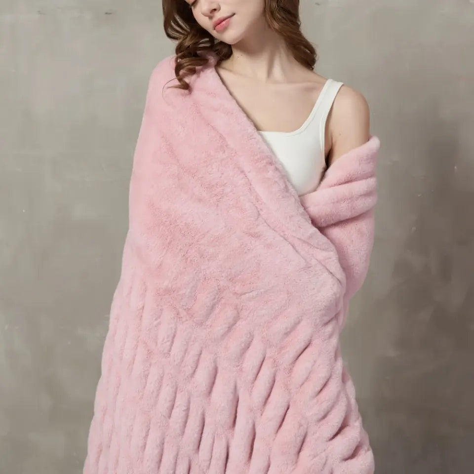 Plush Cable Throw 62