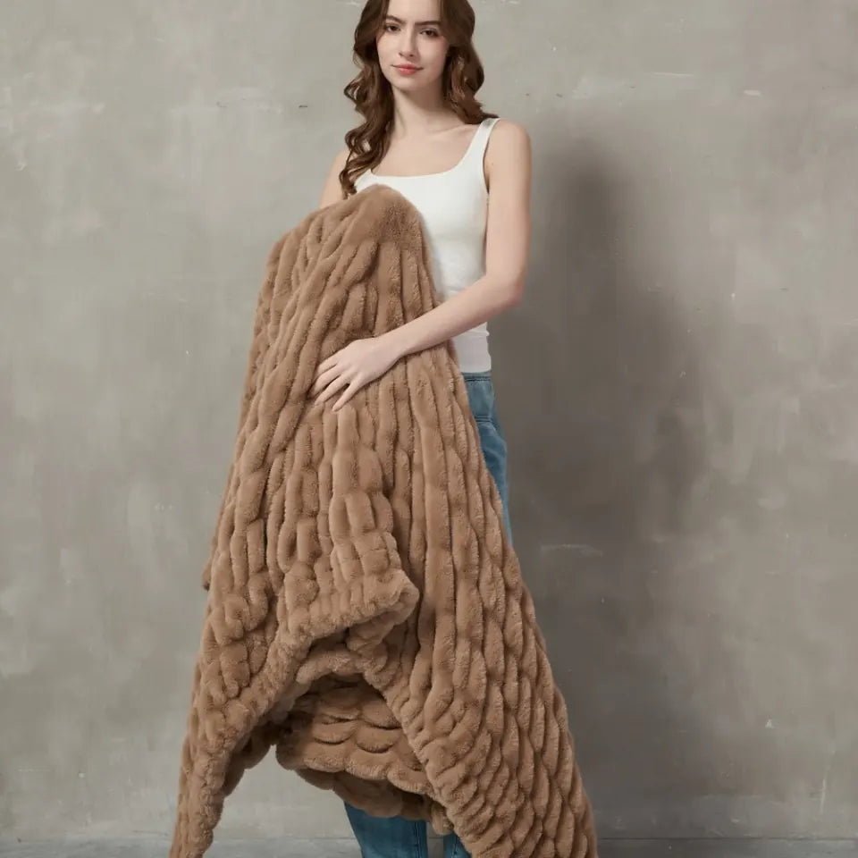 Plush Cable Throw 77