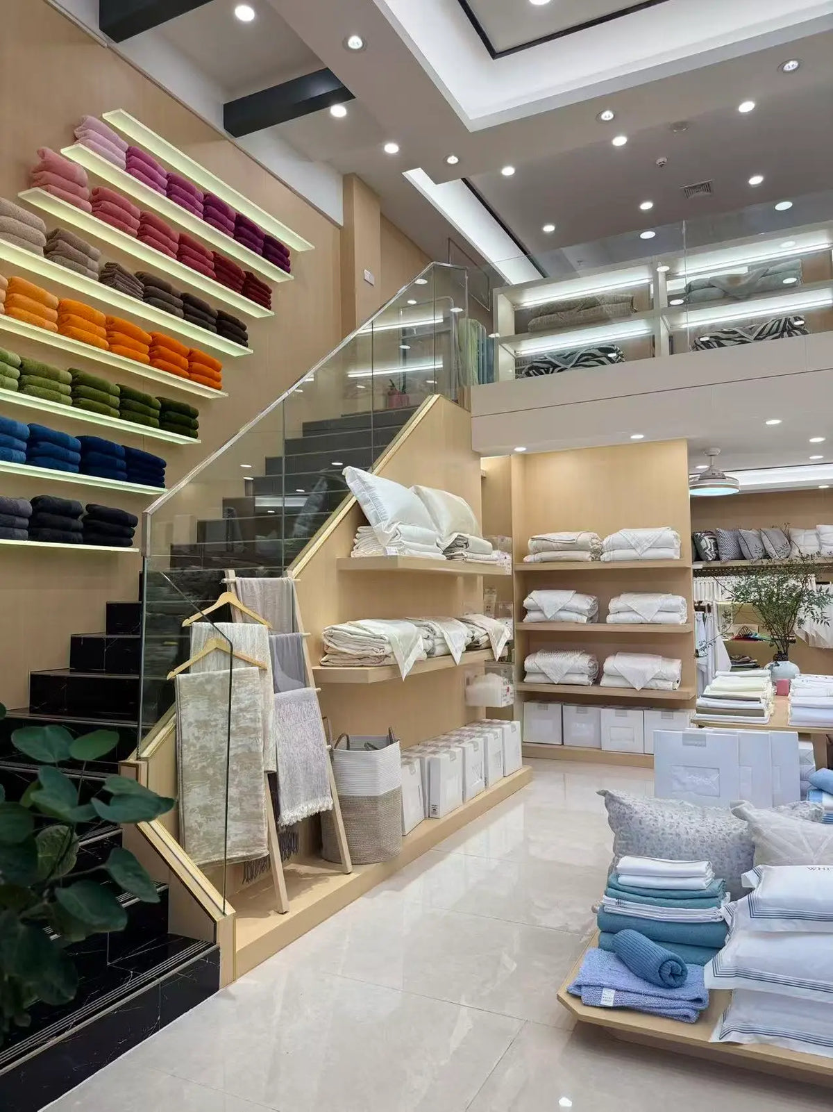 Wholesale home textiles market and family trade roots