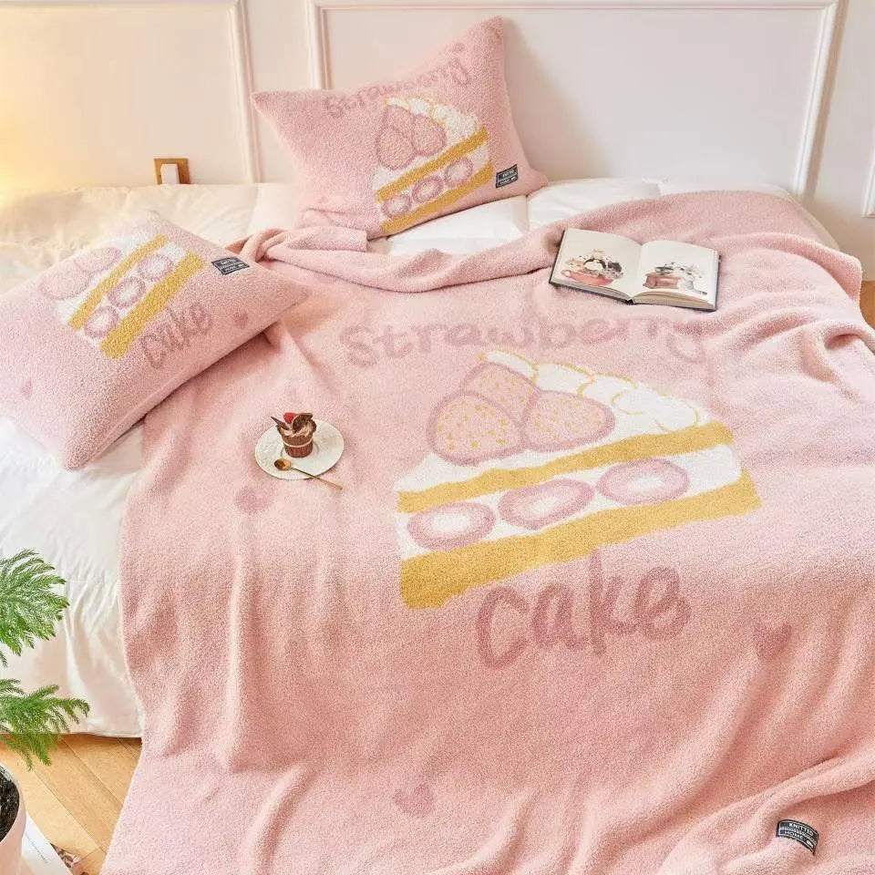 Strawberry Cake Set product photo 011